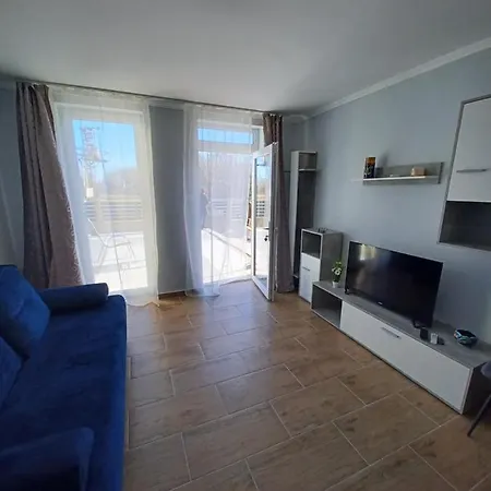 To8 Apartman * Dunapataj
