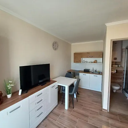 To8 Apartman * Dunapataj